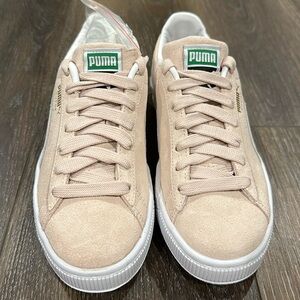 PUMA Suede Classic XXI Sneakers Size 6